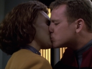 extant_StarTrek_VOY_6x05-Alice_03636.jpg