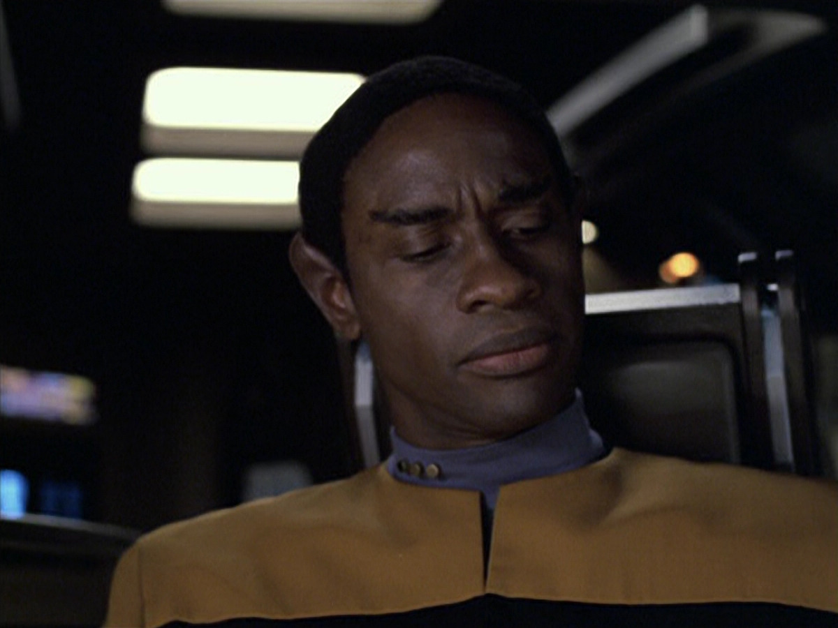 extant_StarTrek_VOY_6x06-Riddles_00047.jpg
