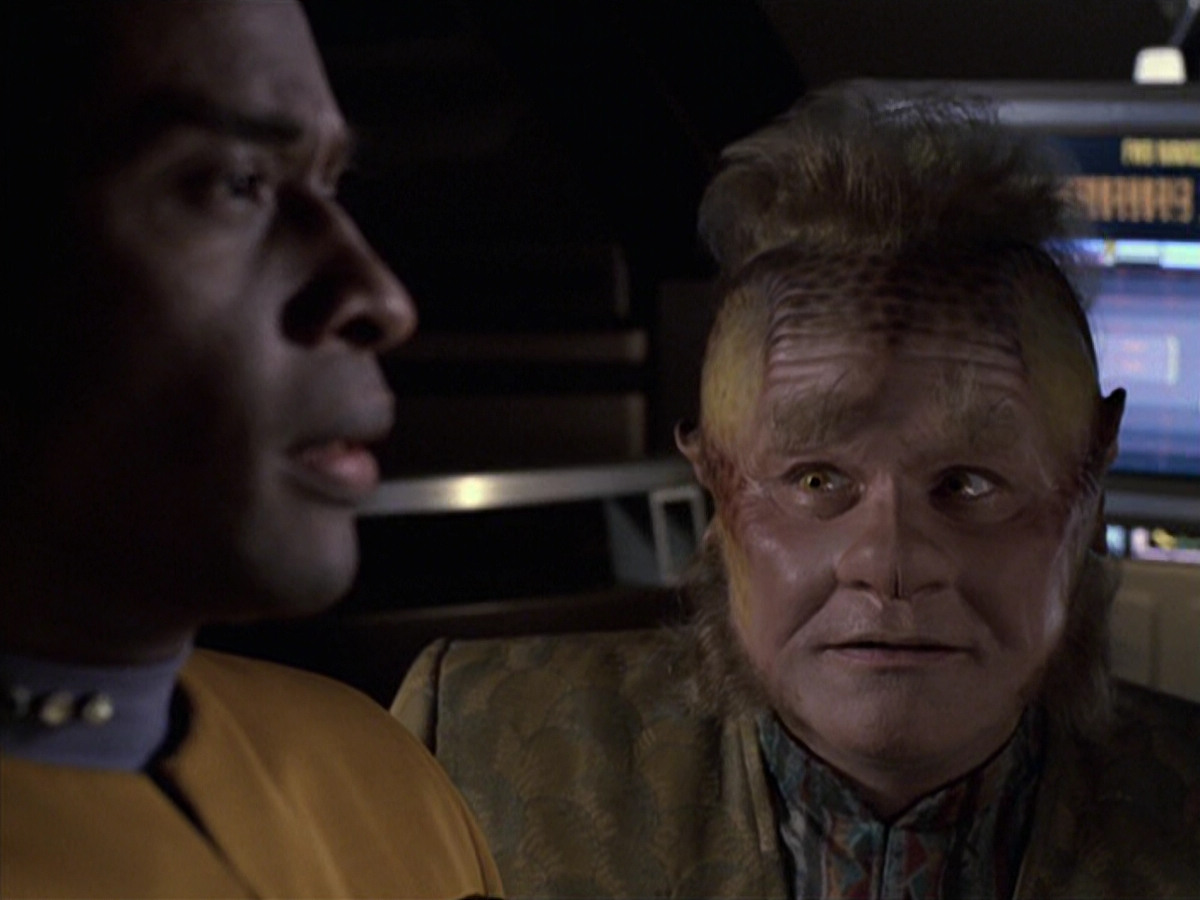extant_StarTrek_VOY_6x06-Riddles_00091.jpg