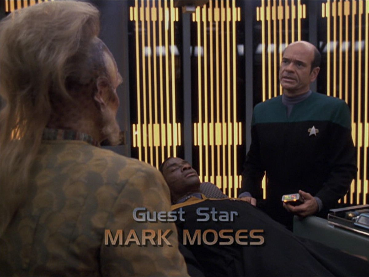 extant_StarTrek_VOY_6x06-Riddles_00499.jpg
