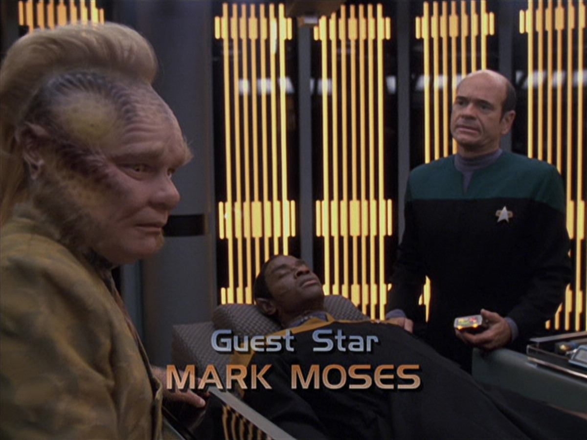 extant_StarTrek_VOY_6x06-Riddles_00502.jpg