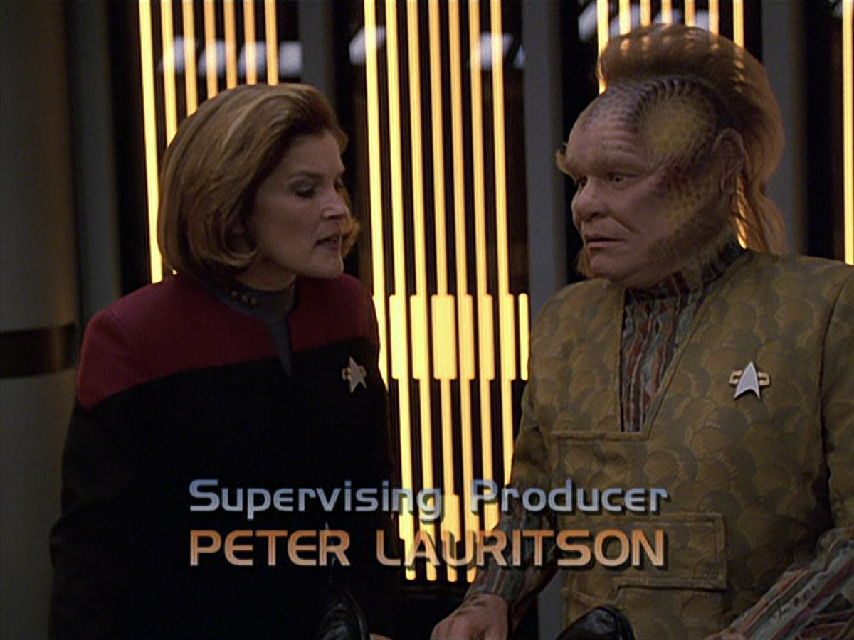 extant_StarTrek_VOY_6x06-Riddles_00554.jpg
