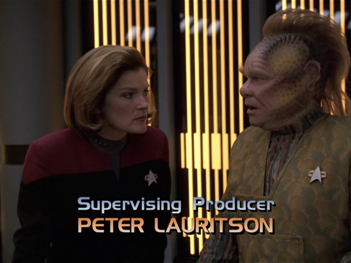 extant_StarTrek_VOY_6x06-Riddles_00556.jpg