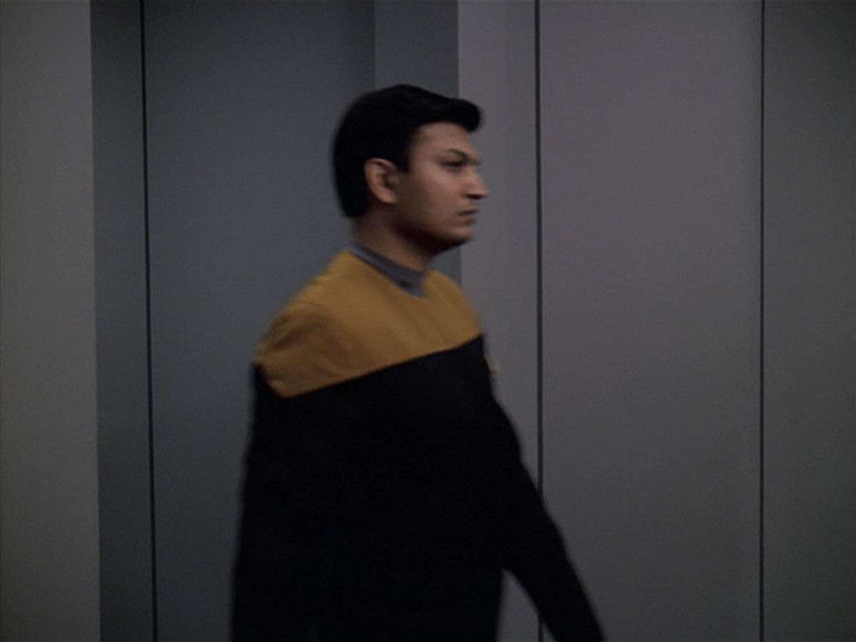 extant_StarTrek_VOY_6x06-Riddles_00571.jpg