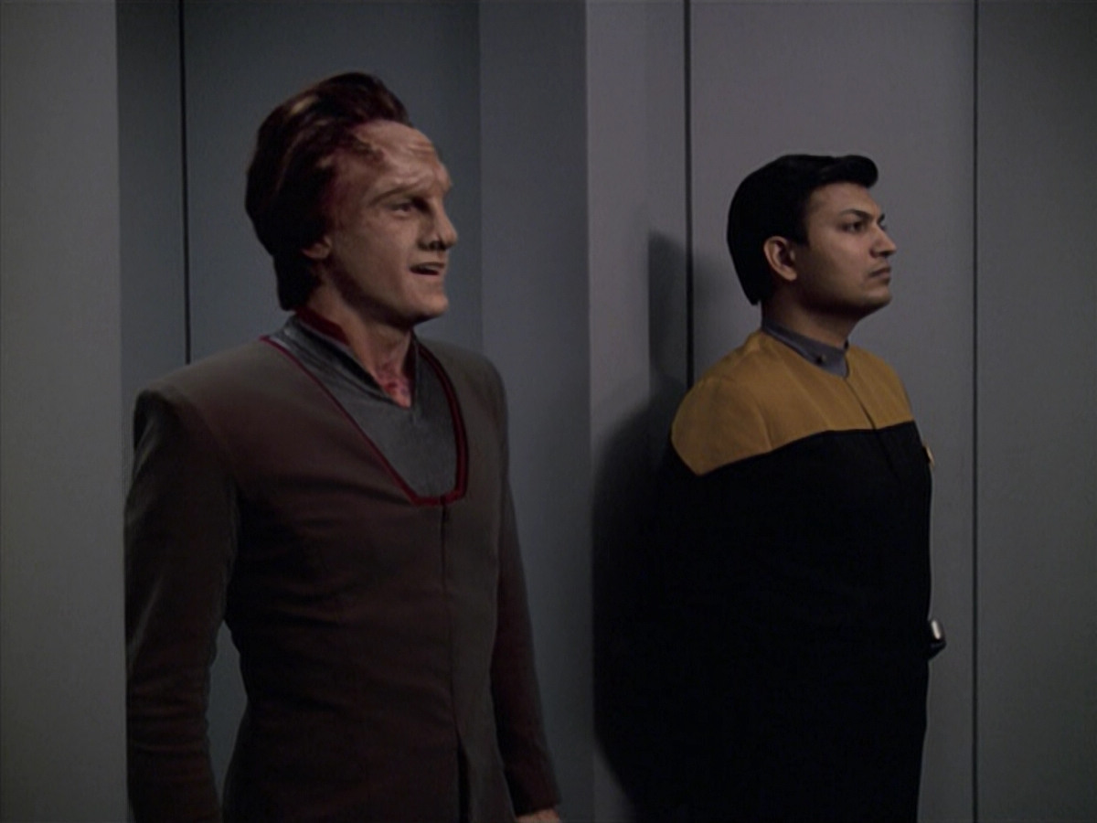 extant_StarTrek_VOY_6x06-Riddles_00577.jpg