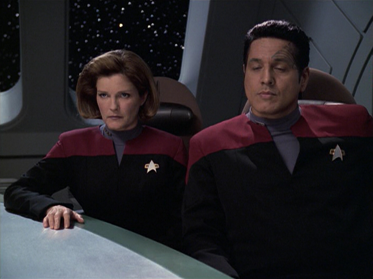 extant_StarTrek_VOY_6x06-Riddles_00602.jpg