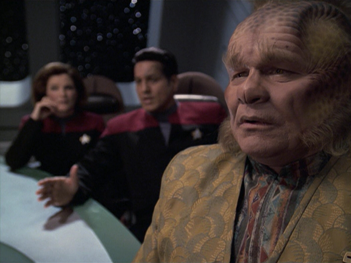 extant_StarTrek_VOY_6x06-Riddles_00644.jpg