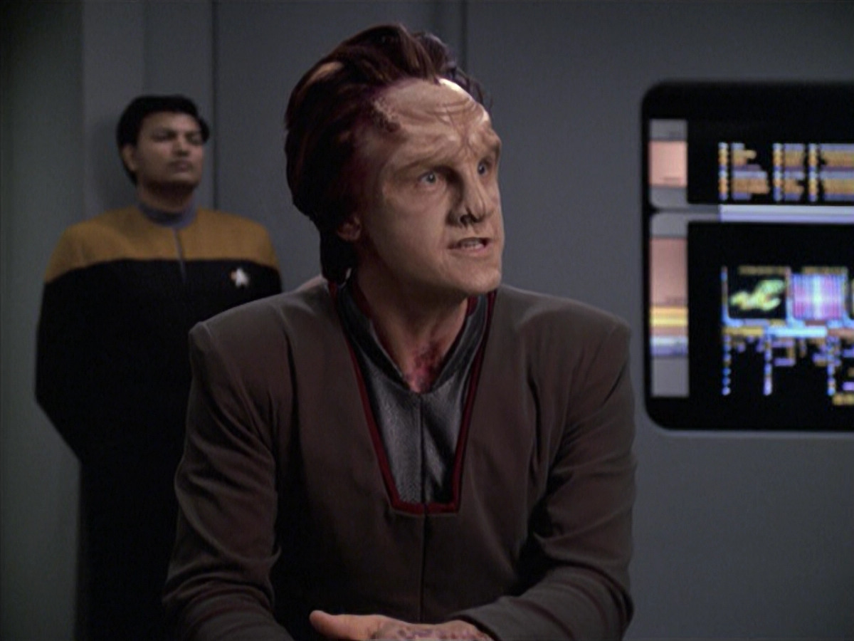 extant_StarTrek_VOY_6x06-Riddles_00661.jpg