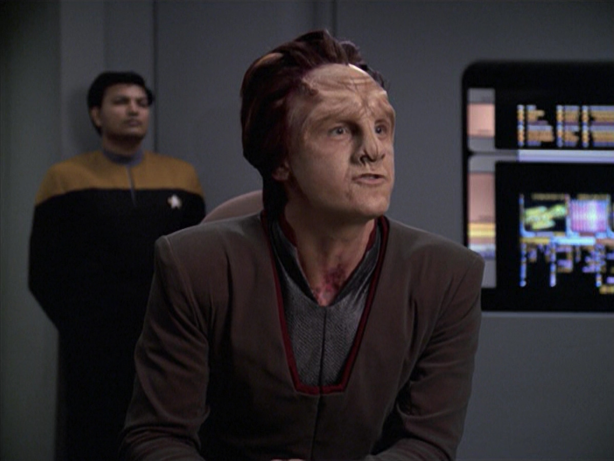 extant_StarTrek_VOY_6x06-Riddles_00676.jpg
