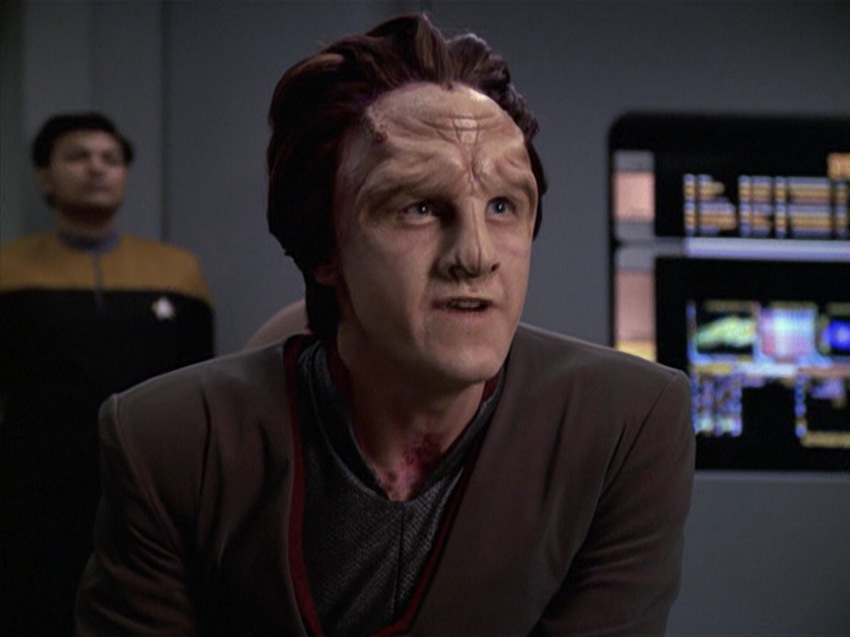 extant_StarTrek_VOY_6x06-Riddles_00698.jpg