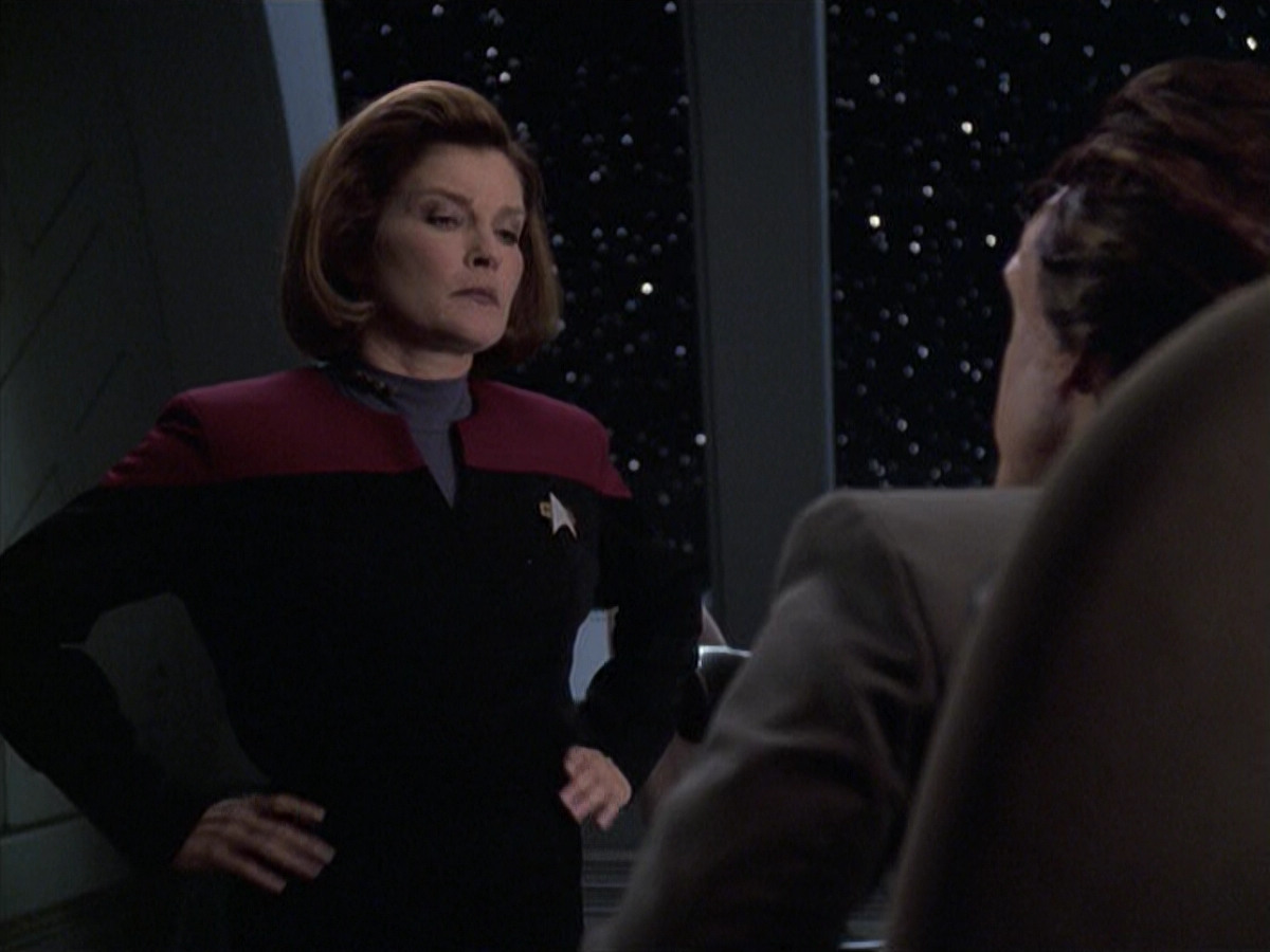 extant_StarTrek_VOY_6x06-Riddles_00764.jpg