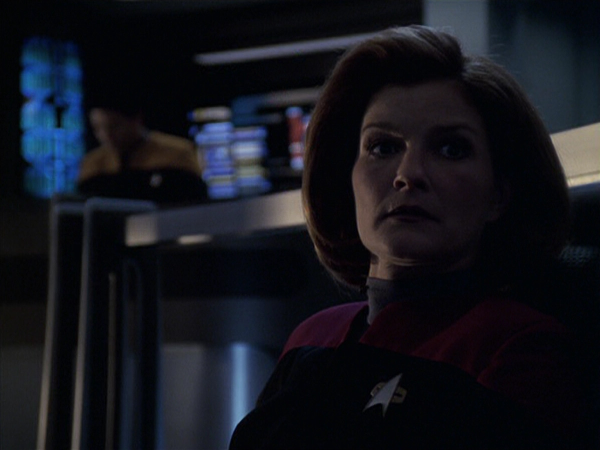 extant_StarTrek_VOY_6x06-Riddles_01670.jpg