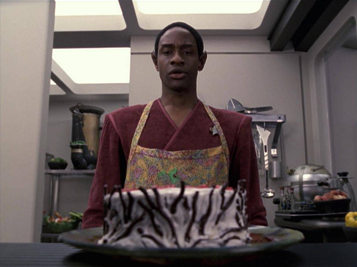 extant_StarTrek_VOY_6x06-Riddles_02870.jpg