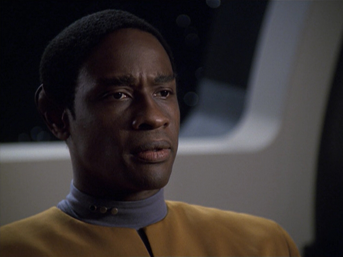 extant_StarTrek_VOY_6x06-Riddles_03629.jpg