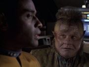extant_StarTrek_VOY_6x06-Riddles_00147.jpg