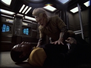 extant_StarTrek_VOY_6x06-Riddles_00280.jpg