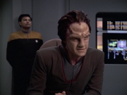 extant_StarTrek_VOY_6x06-Riddles_00634.jpg
