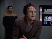 extant_StarTrek_VOY_6x06-Riddles_00653.jpg