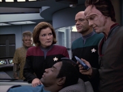 extant_StarTrek_VOY_6x06-Riddles_00800.jpg