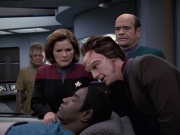 extant_StarTrek_VOY_6x06-Riddles_00809.jpg