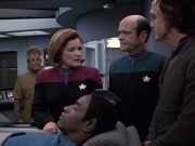 extant_StarTrek_VOY_6x06-Riddles_00821.jpg