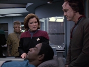extant_StarTrek_VOY_6x06-Riddles_00826.jpg