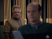extant_StarTrek_VOY_6x06-Riddles_00849.jpg