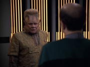 extant_StarTrek_VOY_6x06-Riddles_00896.jpg