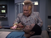 extant_StarTrek_VOY_6x06-Riddles_00975.jpg