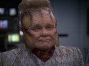 extant_StarTrek_VOY_6x06-Riddles_01141.jpg