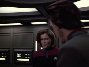 extant_StarTrek_VOY_6x06-Riddles_01214.jpg