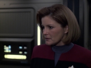 extant_StarTrek_VOY_6x06-Riddles_01263.jpg