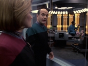 extant_StarTrek_VOY_6x06-Riddles_01362.jpg