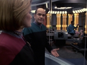 extant_StarTrek_VOY_6x06-Riddles_01364.jpg