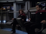extant_StarTrek_VOY_6x06-Riddles_01566.jpg