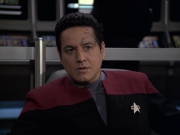 extant_StarTrek_VOY_6x06-Riddles_01592.jpg