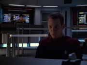 extant_StarTrek_VOY_6x06-Riddles_01660.jpg