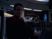 extant_StarTrek_VOY_6x06-Riddles_01674.jpg