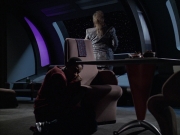 extant_StarTrek_VOY_6x06-Riddles_01685.jpg