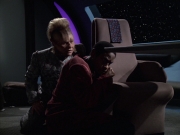 extant_StarTrek_VOY_6x06-Riddles_01712.jpg