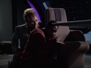 extant_StarTrek_VOY_6x06-Riddles_01715.jpg