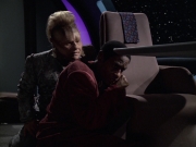 extant_StarTrek_VOY_6x06-Riddles_01721.jpg