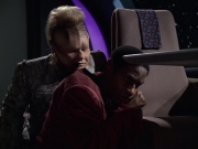 extant_StarTrek_VOY_6x06-Riddles_01732.jpg