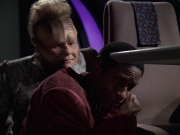 extant_StarTrek_VOY_6x06-Riddles_01742.jpg