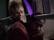extant_StarTrek_VOY_6x06-Riddles_01747.jpg