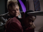 extant_StarTrek_VOY_6x06-Riddles_01749.jpg