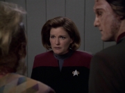 extant_StarTrek_VOY_6x06-Riddles_01778.jpg
