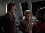 extant_StarTrek_VOY_6x06-Riddles_01783.jpg