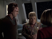 extant_StarTrek_VOY_6x06-Riddles_01785.jpg