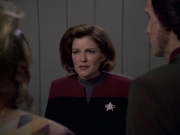 extant_StarTrek_VOY_6x06-Riddles_01787.jpg